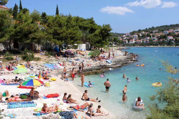 Apartment Villa Businci Trogir Eksteriør billede