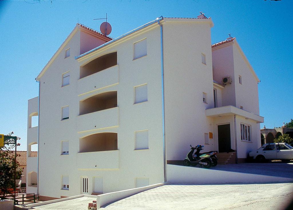 Apartment Villa Businci Trogir Eksteriør billede